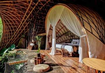 Top 15 Eco-Friendly Hotels for Sustainable Travelers