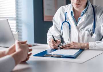 What Are the Main Differences Between Private and Public Health Insurance?
